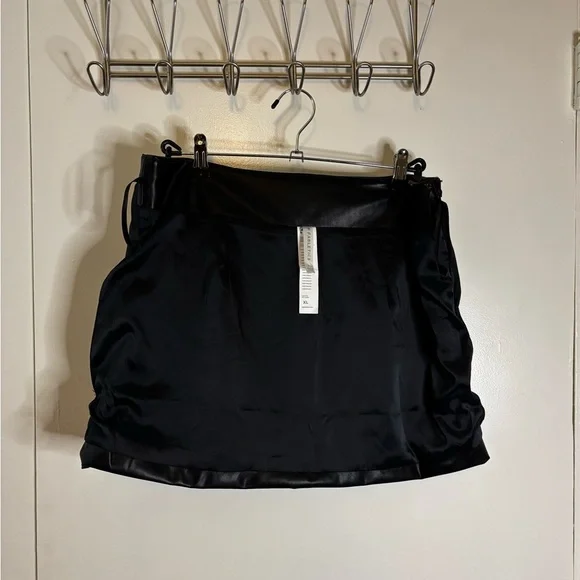 Fabletics Black Faux Leather Mini Skirt XL - Picture 8 of 10